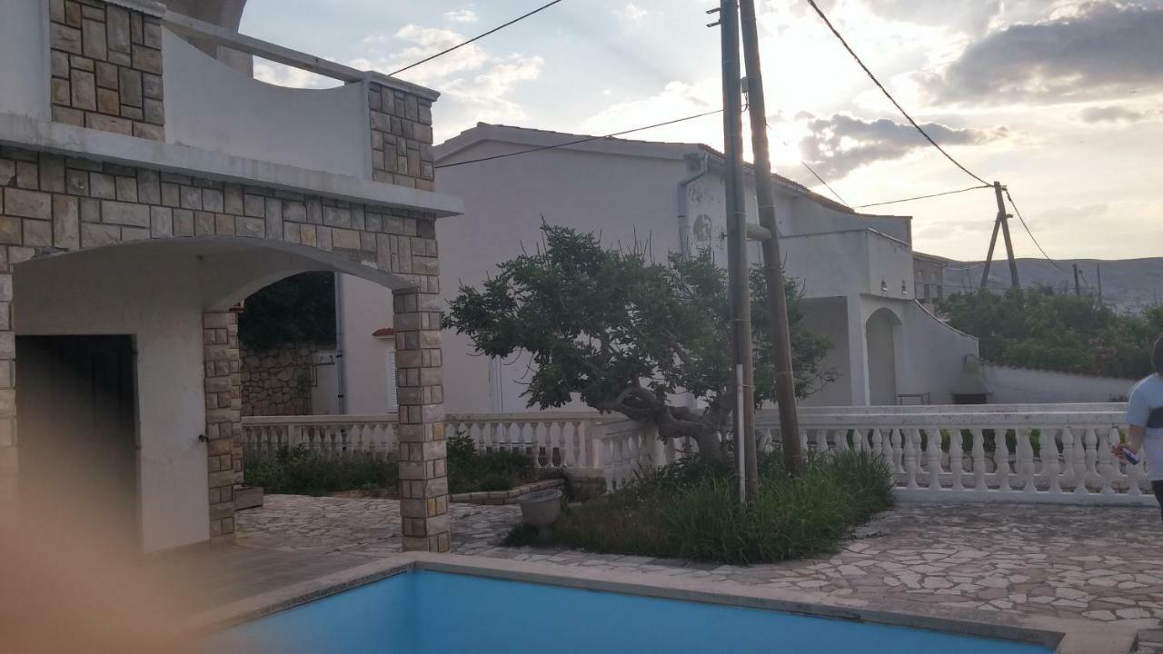 Apartmani Vuksanovic Pag Town Luaran gambar