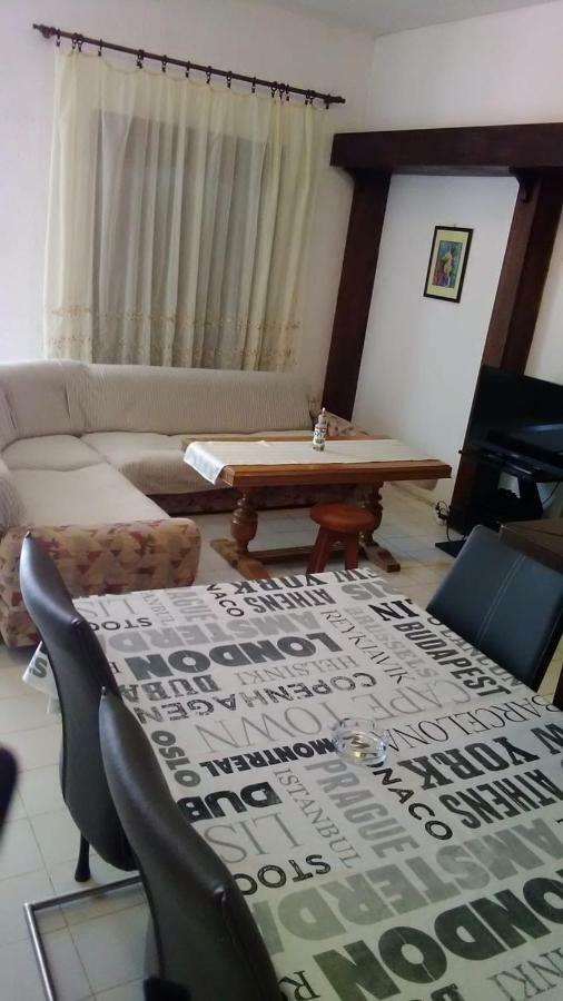 Apartmani Vuksanovic Pag Town Luaran gambar